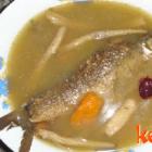 粉葛鲮鱼汤